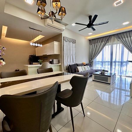 Takuro Homestay Petaling Jaya Εξωτερικό φωτογραφία